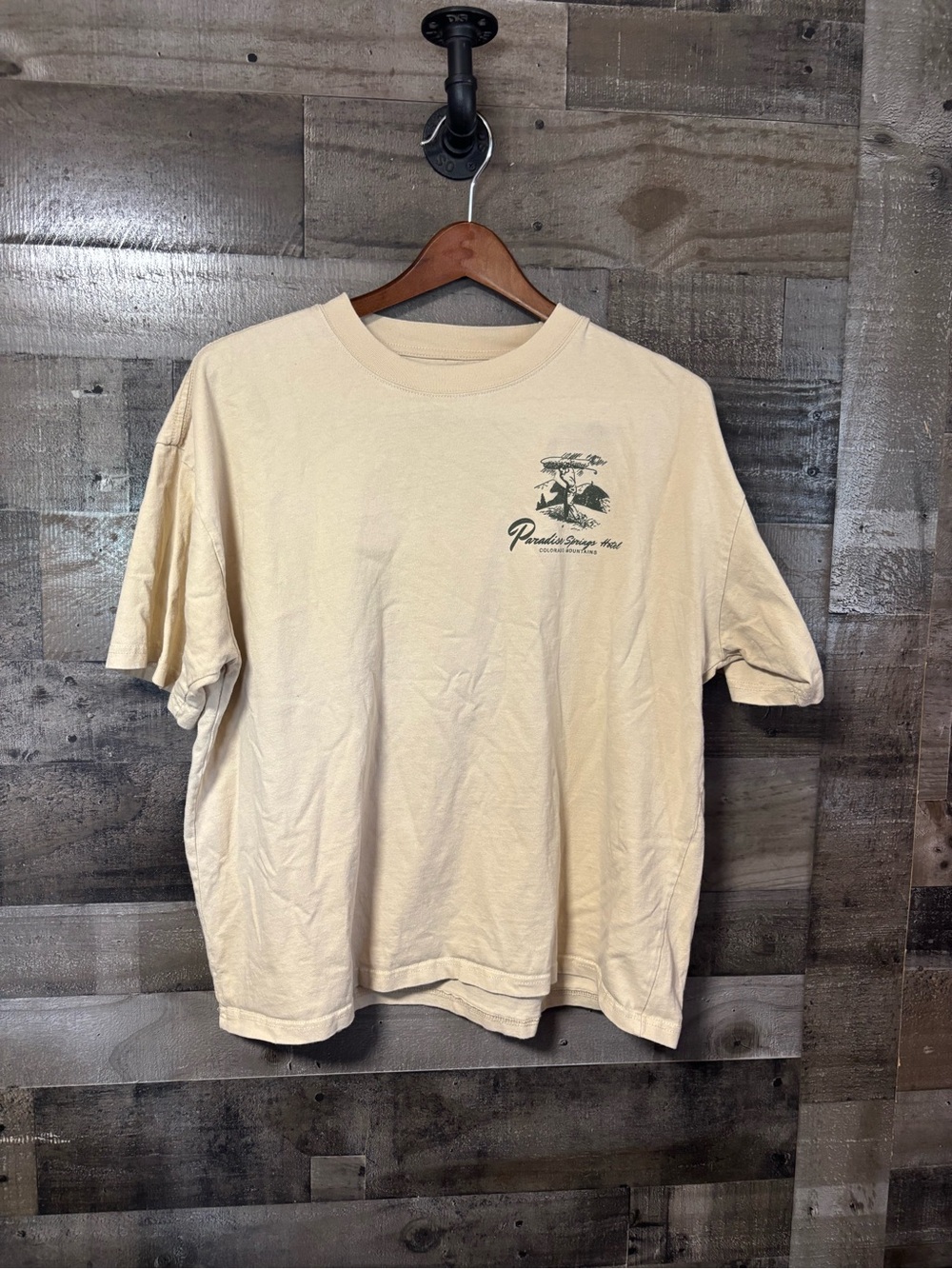 PacSun Cream Short Sleeve Graphic Tee XL
